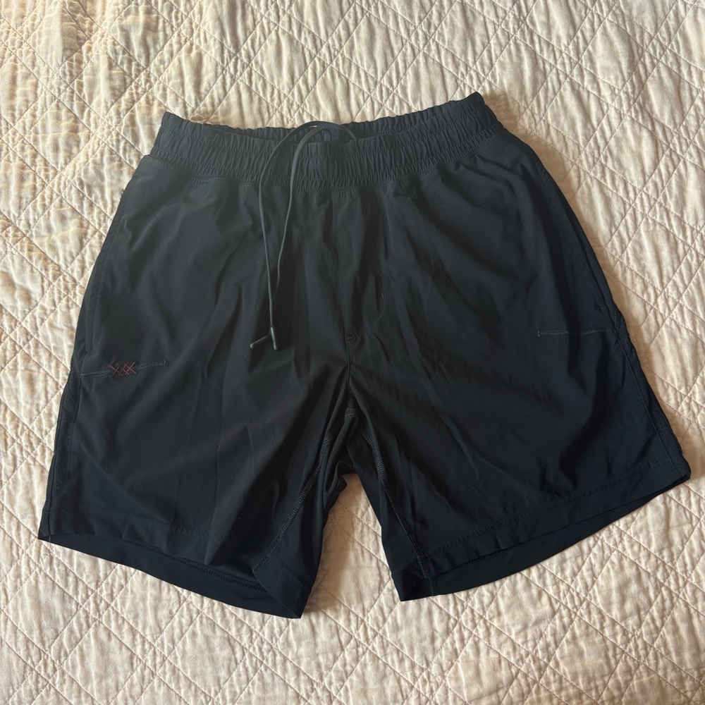 RHONE | Versatility Short - Picture 4 of 6
